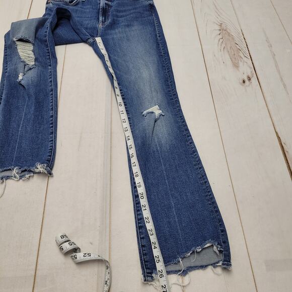 Mother the Insider crop step hem jeans chew fray dancing on coals distressed - Picture 4 of 11